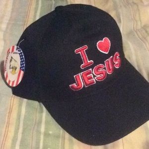 I ❤️ Jesus  cap New